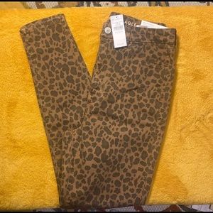 AE cheetah leopard jegging jeans